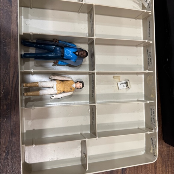 Star Wars Empire Strikes Back case with 10 action figures. - Picture 6 of 7